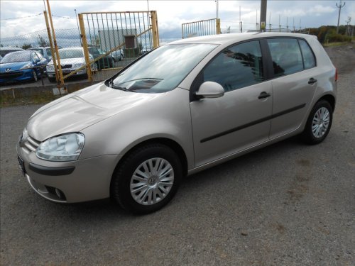 volkswagen-golf-1-6-85-kw-klima-serviska