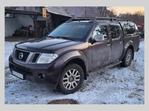 nissan-navara-2-5td-5mist-4x4