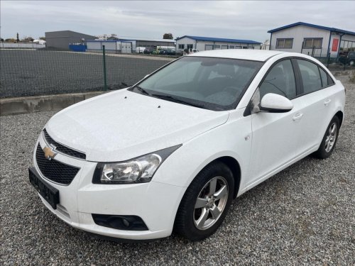 chevrolet-cruze-1-8i-lpg-104kw-manual