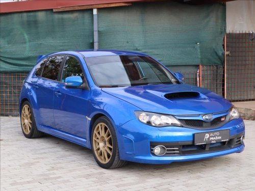 subaru-wrx-sti-2-5-recaro-sedadla-keyless-navi