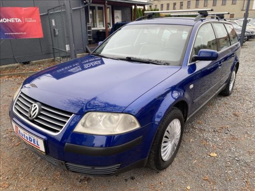 volkswagen-passat-1-6-mpi-vyhrev-nosic-aut-klima