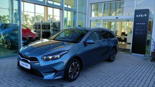 kia-cee-d-sw-cd-1-5-t-gdi-gpf-7dct-top