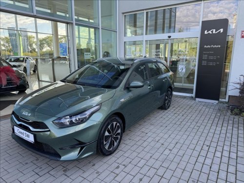 kia-cee-d-sw-cd-1-5-t-gdi-gpf-7dct-spin