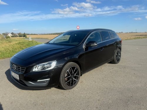 volvo-v60-2-0-d3-momentum-110-kw-stk-20