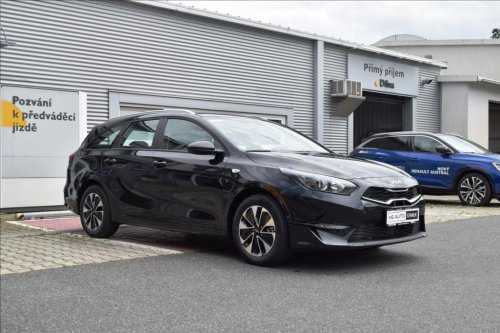 kia-cee-d-sw-1-5-tgdi-top