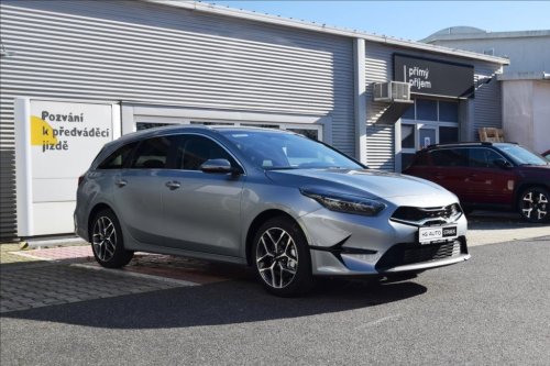 kia-cee-d-sw-1-5-tgdi-top-bussines