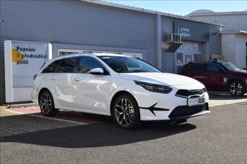 kia-cee-d-sw-1-5-tgdi-7dct-top-bus