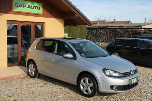 volkswagen-golf-2-0-tdi-103kw-4motion