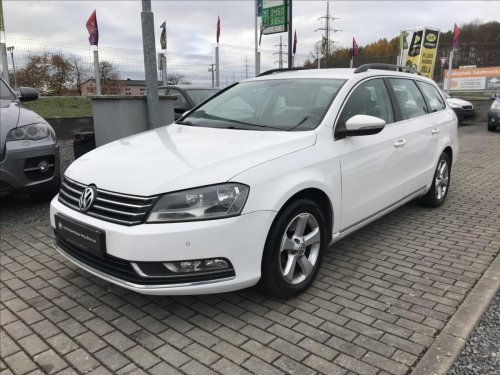 volkswagen-passat-2-0
