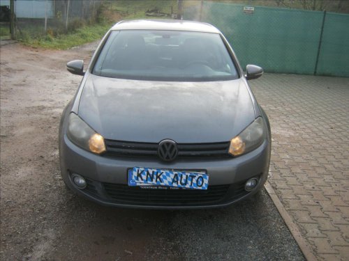 volkswagen-golf-2-0