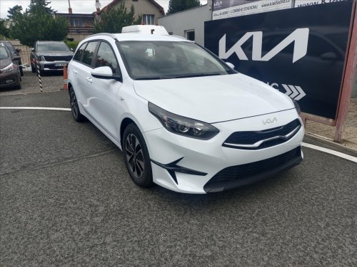 kia-cee-d-1-5-sw-t-gdi-spin-7dct-zimni-pneu