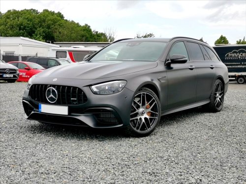 mercedes-benz-tridy-e-e63-s-amg-4m-final-edition