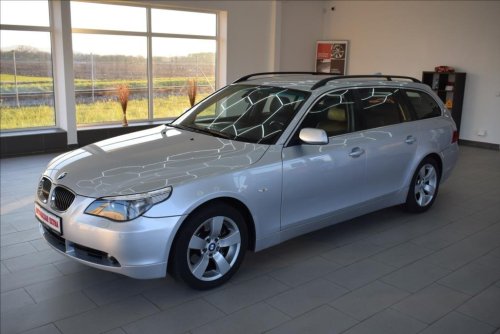 bmw-rada-5-3-0-530xd-xen-navi-servis