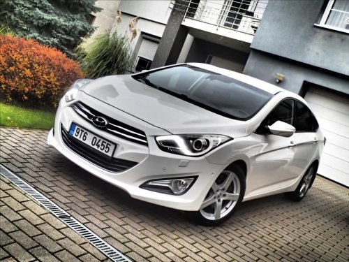 hyundai-i40-1-7-100kw-atm-1maj-cr