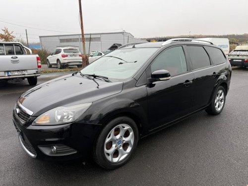 ford-focus-1-6i