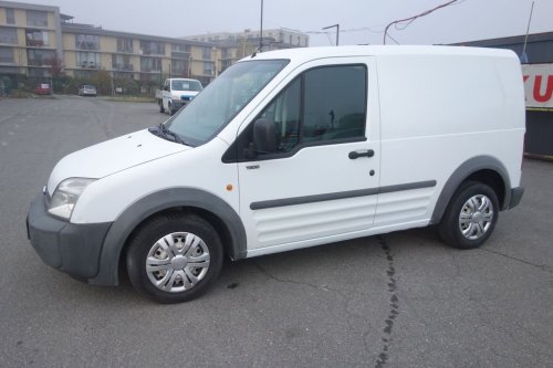 ford-transit-connect-1-8tdci-vyborny-stav