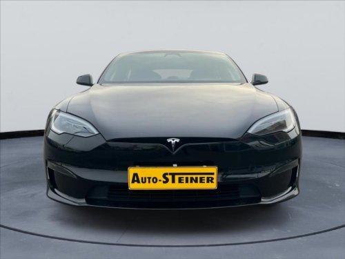 tesla-model-s-plaid-autopilot-dph-zaruka