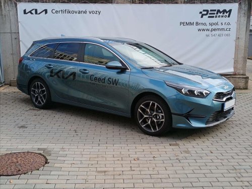 kia-cee-d-1-5-t-gdi-gpf-top-predvadeci