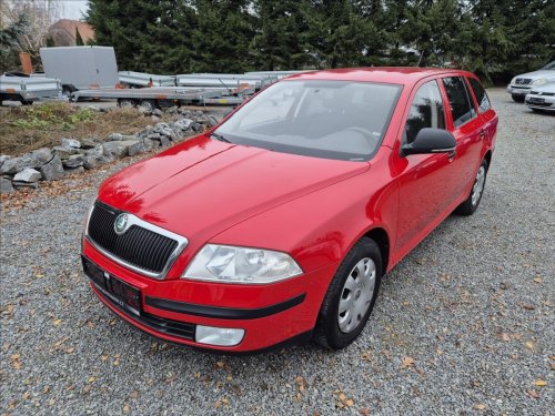 skoda-octavia-1-6-tour-1-majitel-top