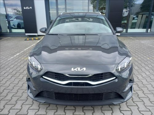 kia-cee-d-1-5-t-gdi-top-premium