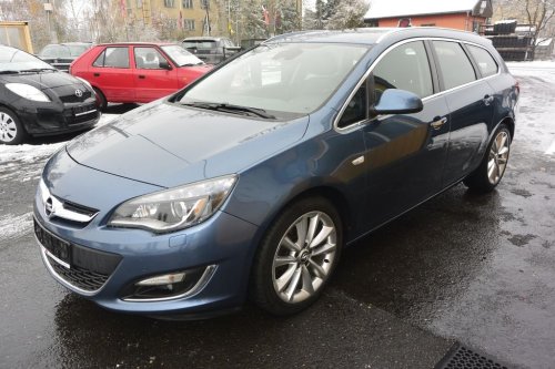 opel-astra-2-0cdti-121kw-xenon