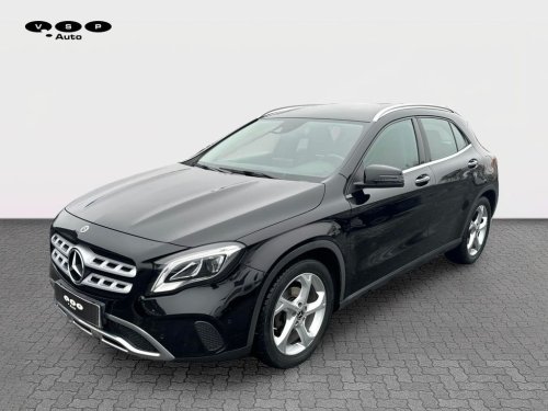 mercedes-benz-gla-200d-4matic