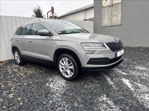 skoda-karoq-1-5-tsi-style-acc-dph-1-maj-cr