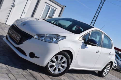 peugeot-208-1-0-50kw-limit-edice-nizke-km