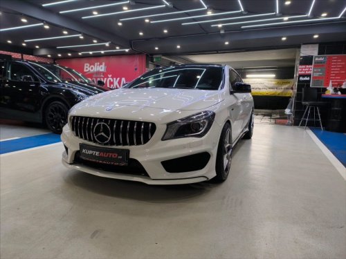 mercedes-benz-cla-1-6-i-top-180-amg