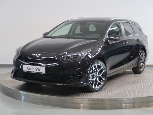 kia-cee-d-1-5-t-gdi-7dct-business-sw-top