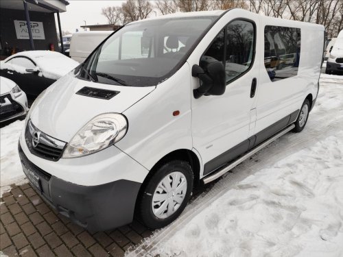 opel-vivaro-2-0cdti-84kw-l2-6mist-regaly-ac-weba