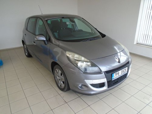 renault-scenic-dinamique-1-9-dci