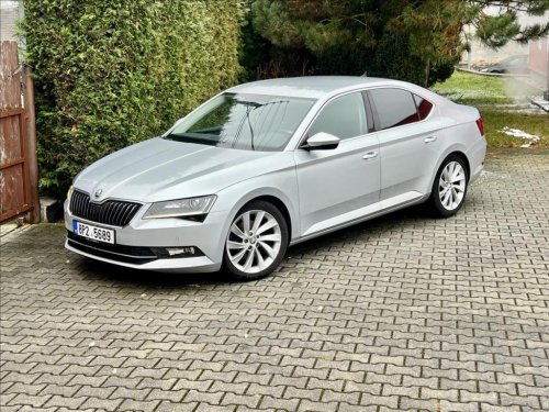 skoda-superb-2-0-tdi-style-dsg-140kw