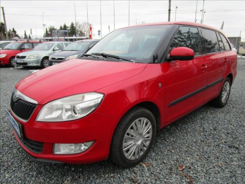 skoda-fabia-combi-1-6tdi-elegance-aut-klima
