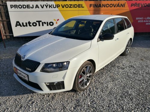 skoda-octavia-2-0-tdi-rs-kombi-1-majitel