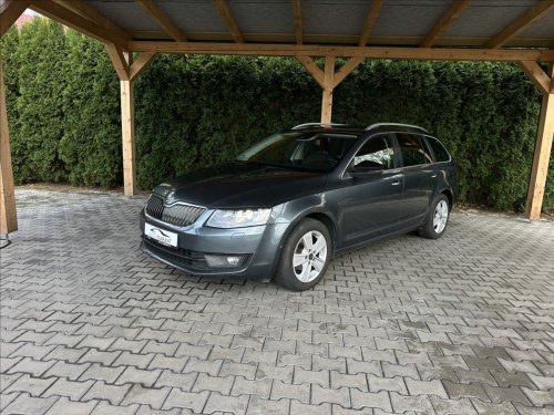 skoda-octavia-1-6-tdi-combi-style-panorama
