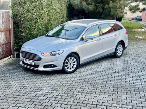 ford-mondeo-2-0-tdci-business-navi-vyhrev
