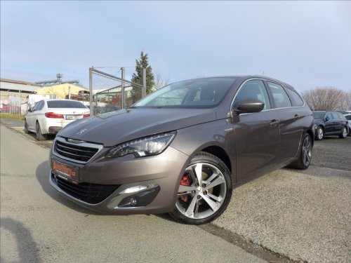 peugeot-308-2-0-hdi-full-led-tazne-vyhrev