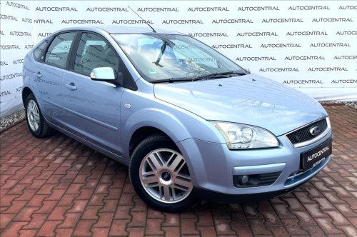 ford-focus-1-8-i-16v-ghia-1-majitel-154t-km