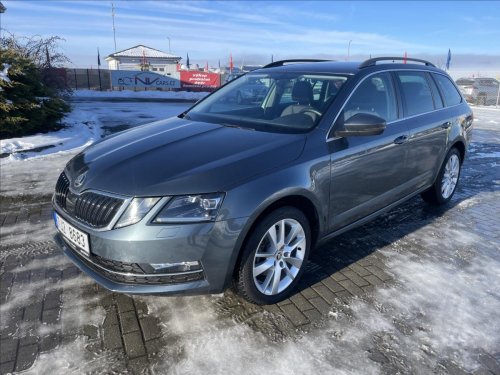 skoda-octavia-1-5-tsi-110kw-style-led-gps-czauto