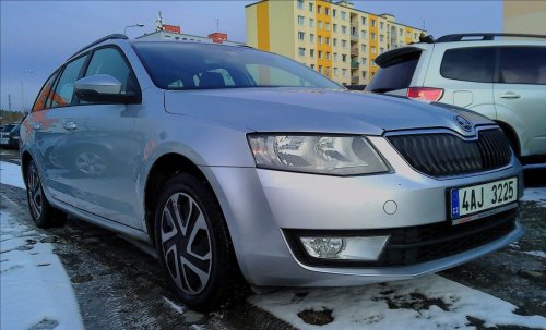 skoda-octavia-2-0-tdi-11okw-puvod-cr