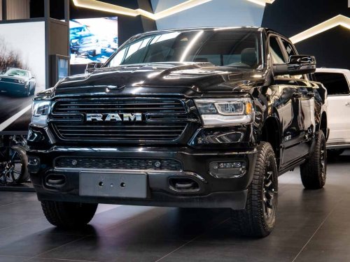 dodge-ram-5-7-v8-laramie-4wd-kryt-korby