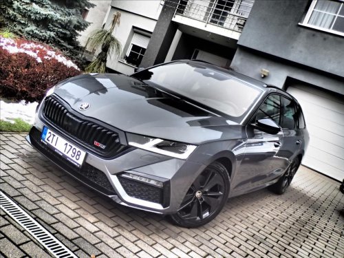 skoda-octavia-2-0-rs-147kw-dph-1maj-cr-4x4