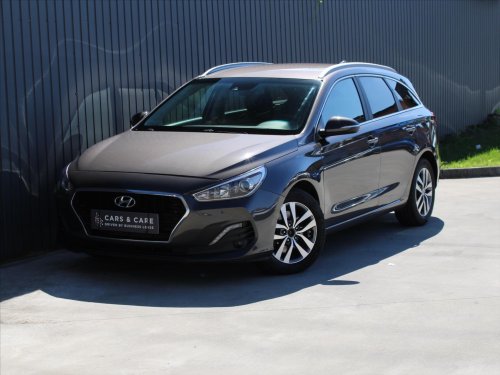 hyundai-i30-1-6-crdi-85kw-family-m6