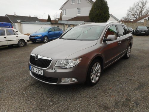 skoda-superb-2-0-tdi