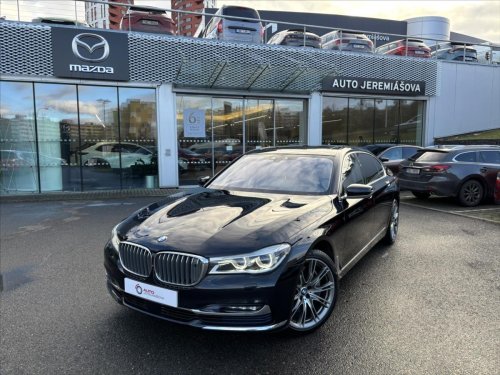 bmw-rada-7-4-4-i-750il-xdrive-individual