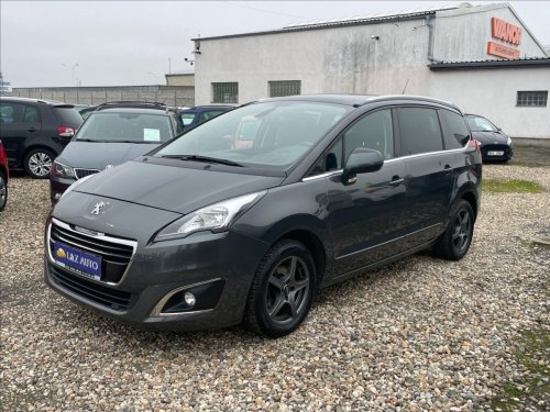 peugeot-5008-1-6-hdi