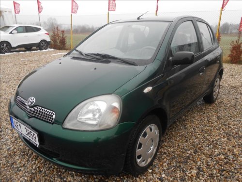 toyota-yaris-1-0-i-50kw-klima