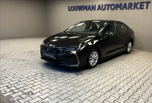 toyota-corolla-1-8-hybrid-at-comfort-tech-sd