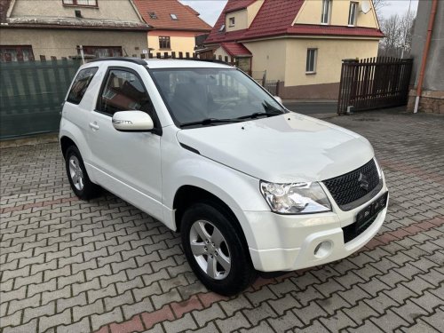 suzuki-grand-vitara-1-6-4x4